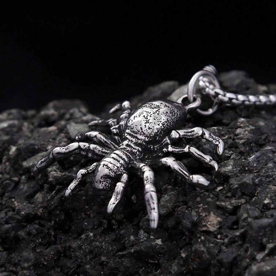 1pc Gothic Retro Spider Pendant Necklace, Punk Hip Hop Stainless Steel Men's Animal Necklace, Suitable For Daily Wear, Party, Jewelry Gift