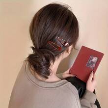 2 Pieces/2026, New Year's Atmosphere, Burgundy Hair Clips - Non-Slip, Durable, Simple Design, Compact And Portable, Suitable Everyday Wear, Lightweight And Small, Elegant Hair Accessory, New Year's Style Hair Clips. - 2個 - 查看 9