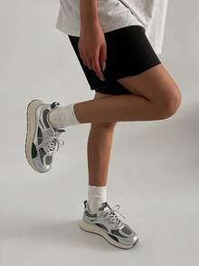 NZNF 2025 Retro Niemieckie Trampki w Stylu, Grube Podeszwy, Trampki, Jesień/Zima, Damskie Buty, Świąteczne Sportowe Sznurowane Patchworkowe Casual