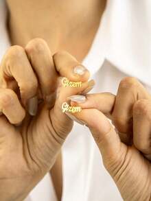 Orecchini a perno personalizzati con nome, orecchini in acciaio inossidabile da donna, regalo di gioielleria elegante per la fidanzata, adatti per compleanno, vacanze, outfit quotidiani, festa della mamma, Natale, famiglia, San Valentino - Dorato - Visualizzare 7