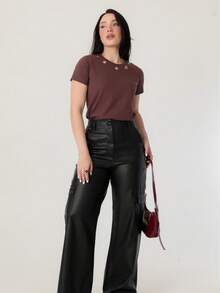 Women's Premium Blouse With Gold Eyelets - Modern And Sophisticated Style - 巧克力棕 - 查看 3