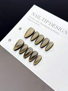 10片装手工可佩戴美甲贴片，短款杏仁形按压式假指甲，轻奢简约风格，纯手工绘制深金色玻璃珠偏光猫眼短指甲，是一款高端美甲贴片产品，适合女士和女孩日常佩戴，附赠一套美甲用品。 - 彩色 - 查看 5