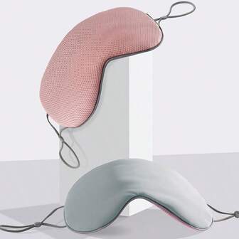 1个双面遮光眼罩，简约轻便，不压迫眼部，耳挂式设计，透气舒适，睡眠时佩戴舒适，缓解眼部疲劳，方便携带，助您一夜好眠