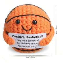 1件趣味钩针迷你篮球礼物，送给篮球爱好者，男女篮球运动员的生日礼物，充满情怀的钩针手工编织篮球玩偶，为餐桌注入运动活力！可爱的造型搭配鼓舞人心的标语。工作累了，捏一捏就能立刻补血。 - 彩色 - 查看 8