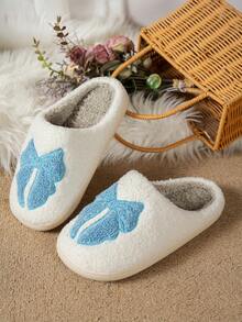 Pantoufles femme en peluche chaude avec nœud, à la mode et mignonnes pour la chambre, confortables et décontractées pour l'hiver