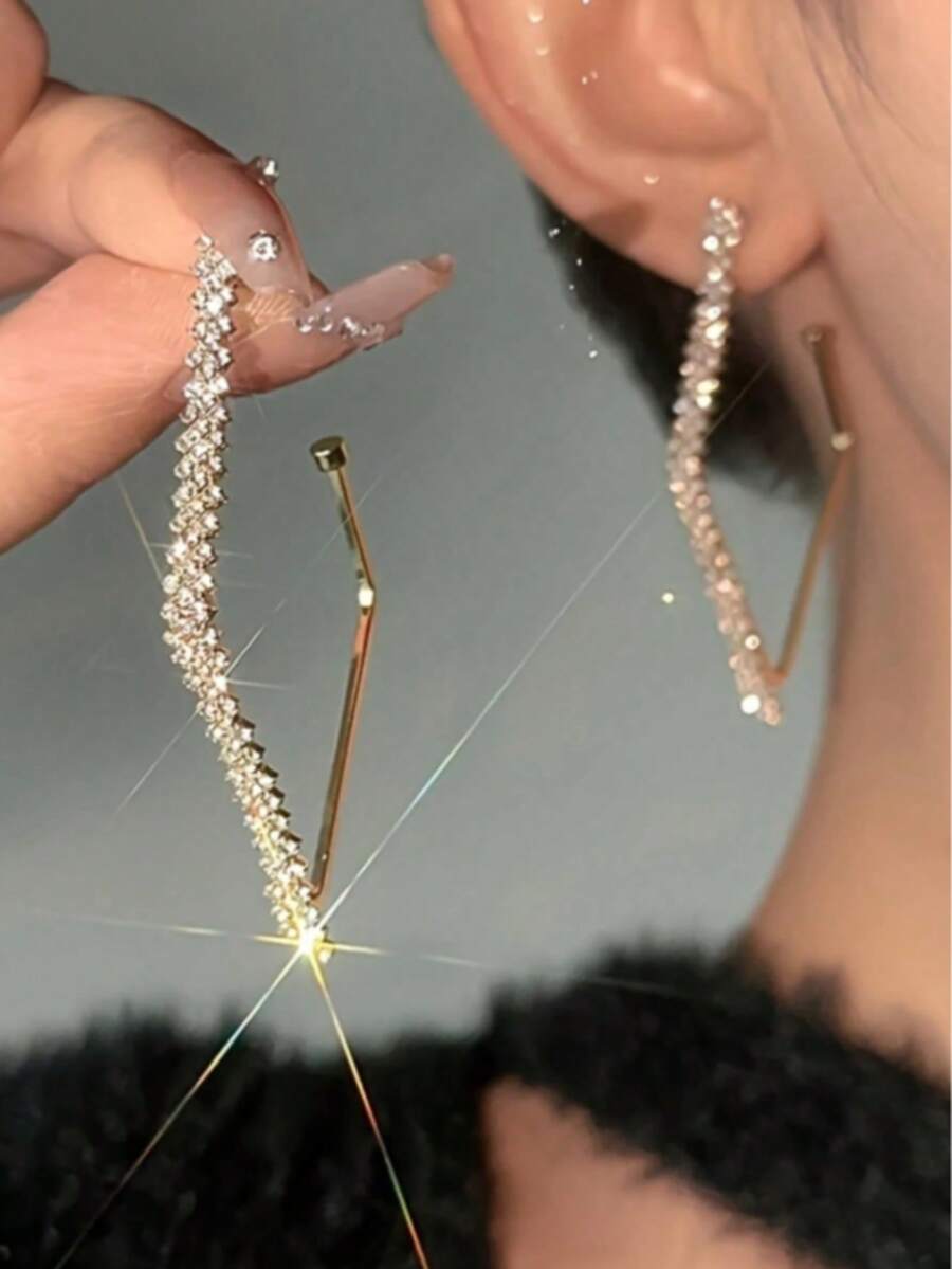 1 Pair Elegant Geometric Diamond Shaped Metal Earrings, Fashionable And Versatile For Women Valentine's Day Accessories - Multicolor - View 1