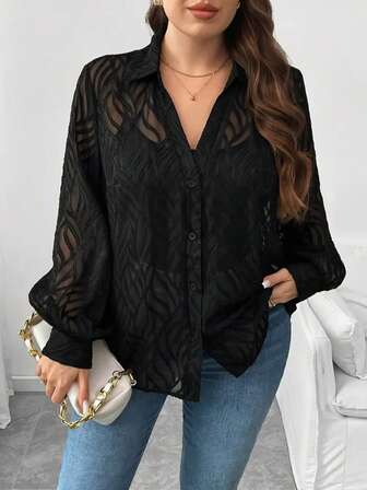 Plusstorlek enfärgad skjorta med knappar framtill, nedsänkt axel, vanlig fåll, slagkrage, långärmad blus i vävt tyg, plusstorlekstopp