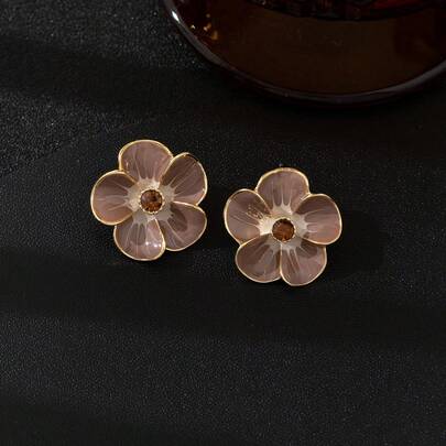 زوج من أقراط الأزهار المطلية باليد، اللون، مناسبة للاستخدام اليومي للنساء أو كهدايا، تختلف في الشكل واللون وتوزيع نمط الأزهار