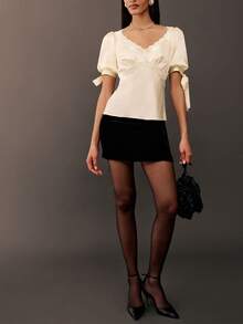 Womens Summer Satin Tops Lace Patchwork Short Puff Sleeves V-Neck Blouse With Adjustable Ribbon Ties - 香檳色 - 查看 4