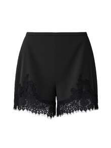 Pantalones cortos de satén y seda para mujer, con ribete de encaje y retazos, minimicroshorts, cintura elástica sedosa, tiro alto, estilo coqueto, estilo Y2k, pantalones cortos de salón de pierna ancha para verano, ropa de calle - Negro - Ver 6