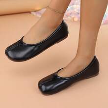 2025 New Black Soft Leather Split-Toe Mule Shoes | Retro Low-Cut Slip-On Shoes, Versatile For Commuting, Dating, Mid-Autumn Festival, National Day, Christmas, Halloween, Thanksgiving, Daily Wear - Black - View 2