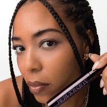 Urban Decay Perversion 丰盈睫毛膏 #黑色 旅行装 3ml/0.1 盎司 | 浓黑纤长睫毛膏 | 防晕染 | 不结块 | 打造浓密卷翘的根根分明睫毛 | 纯素配方 | 无动物实验