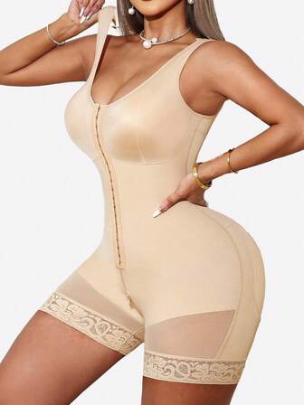 一件装女士全身塑身衣，收腹提臀