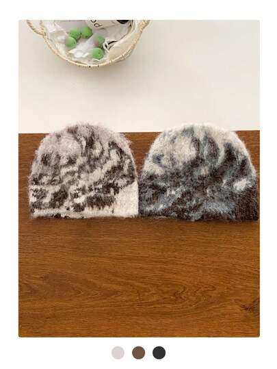 新款蝴蝶提花针织女帽，保暖无檐帽，护耳帽，适合秋冬季佩戴