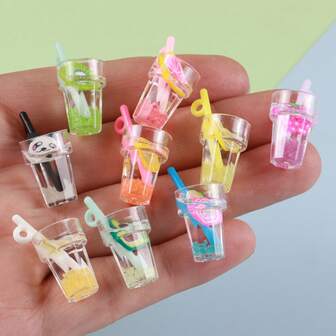 5个迷你亚克力水果造型吊坠项链 - 发光、色彩鲜艳、经久耐用，适合DIY手工爱好者的珠宝制作配件 - 非马赛克材质，塑料主体材质