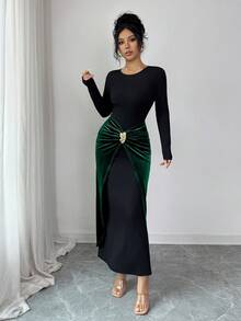 2025 Autumn/Winter Christmas New Velvet Patch Round Neck Metal Button Embellished Dres