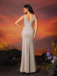 VIPGIRL Silver Gray Waist Cinched Front Slit Elegant Bridesmaid Dress - Light Grey - View 5