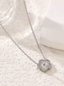 1pc Stainless Steel Four-Leaf Clover Pendant Necklace, Minimalist Everyday Wear Lucky Flower Charm Necklace For Women - Golden Five-leaf Clover Necklace - View 4