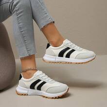 1 Pair Elegant Casual Preppy Fashion PU Leather Lace-Up Sneakers, Suitable For School, Party, Office, Outdoor, All Seasons - White - View 4