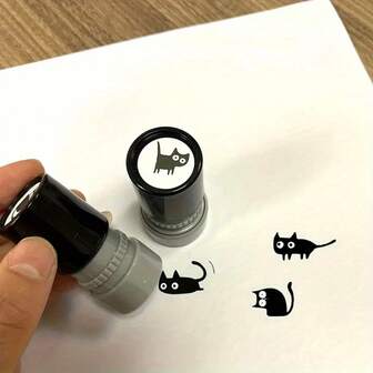 Cute Black Cat Stamp - 4 Unique Poses And Adorable Eye Designs - Durable Plastic Teacher Reward Stamp, Suitable For School Supplies, Scrapbooks, And Craft Projects, Fun Long-Lasting Tool, Essential For DIY Enthusiasts