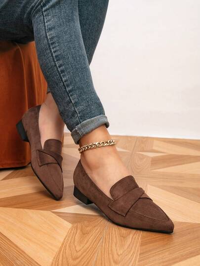 حذاء لوفر للنساء، لوفر بأصبع مدبب، لوفر مسطح للخارج، أحذية نسائية، أحذية كاجوال