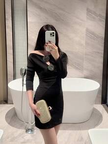 月光之夜手拿包，银色奢华水钻装饰金属链条单肩包，优雅迷你方形晚宴手拿包，适合婚礼、派对、正式场合，女士礼物，派对包，完美适用于派对、婚礼、圣诞/万圣节舞会、晚宴/盛会，婚礼必备，与毕业礼服、晚礼服完美搭配，是舞会配饰的理想之选。 - 金色 - 查看 11