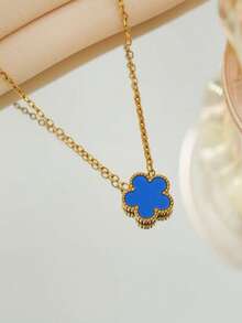 1pc Stainless Steel Four-Leaf Clover Pendant Necklace, Minimalist Everyday Wear Lucky Flower Charm Necklace For Women - Golden Five-leaf Clover Necklace - View 13