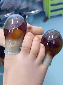 Silicone Toe Covers, High-Quality Toe Covers, Soft And Comfortable, Reduce Friction, Prevent Ingrown Toenails And Blisters, High-Quality Bath Toe Covers, Transparent Blue Silicone Toe Covers.