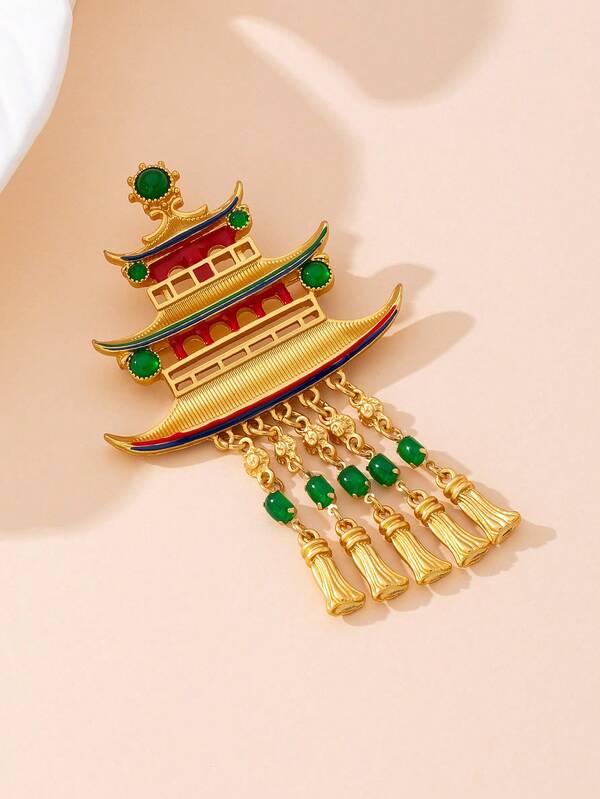 Chinese Style Ancient Architecture Tassel Brooch - Retro European & American Golden Pavilion & Pagoda Brooch - Niche Design Enamel Green Gemstone Brooch. Gifting This During Traditional Festivals Like Chinese New Year And Mid-Autumn Festival Is Very Meaningful, Showcasing The Sender's Taste And Thoughtfulness.