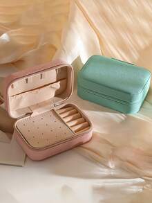 1个全新首饰盒，化妆盒，化妆包，珠宝盒，新娘首饰盒，伴娘礼盒，迷你首饰盒，女士生日礼物，女友礼物，朋友礼物，圣诞节礼物，万圣节礼物，生日礼物，结婚礼物，时尚旅行首饰盒，个性化礼物 - 女士旅行首饰盒，女孩圣诞礼物，戒指盒，女士礼盒，PU皮革首饰盒（适用于戒指、吊坠、耳环、项链等） - 彩色 - 查看 6