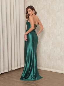 Elegant And Sexy Strapless Maxi Party Dress With Side Slit And Back Tie. Ideal For Bridesmaids/Smart Casual Attire/Wedding Guests/Graduates/Formal Occasions. - 墨綠色 - 查看 3