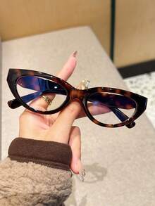 1副女士小框猫眼眼镜，粗腿窄框，简约日常百搭 - 無色 - 查看 2