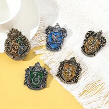 Warner Bros 1/5 Pcs Personalized Cartoon Anime Brooch Creative Gryffindor Enamel Pin Metal Badge Jewelry Clothing Backpack Accessories A Gift For Friends