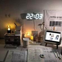 1条USB充电线供电的3D数字闹钟，卧室发光LED壁钟，简约多功能电子钟，创意3D立体数字钟，简约时尚夜灯闹钟，客厅卧室智能光感应闹钟，可悬挂或放置 - 彩色 - 查看 11