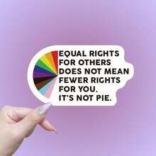 Decoración con cita sobre derechos de igualdad, acabado mate, autoadhesivo para coches, portátiles, botellas de agua, motocicletas - Decoración educativa para la defensa de la justicia social - A partir de 14 años, campaña de concienciación, diseño de arcoíris vibrante, vinilo de alta calidad, pegatina de defensa, activistas juveniles, accesorio de protesta, diseño de dibujos animados, pegatina duradera, accesorio de activista, activismo estudiantil - Multicolor - Ver 9