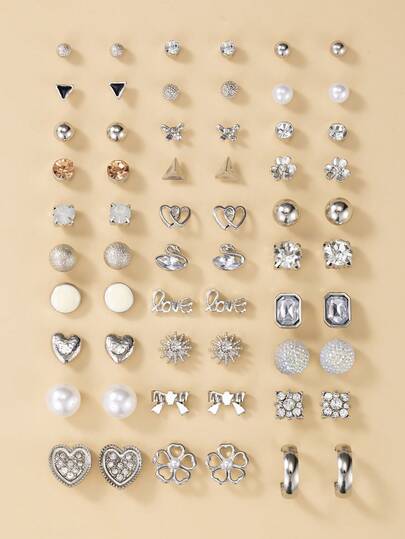 30对/套 金属仿珍珠耳钉，款式多样，包括叶子、星星、花朵、心形、蝴蝶结等，时尚可爱，适合日常佩戴，女士礼物