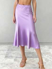 Falda de moda con textura satinada de inspiración europea y americana. Falda midi lisa con efecto drapeado brillante. Falda de seda para mujer. Novedades primavera/verano. Falda midi de verano de cintura alta para mujer. - Morado - Ver 3