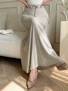 abyoxi 女士杏色罗纹针织竖条纹修身鱼尾长裙，抽绳腰带，复古优雅，简约休闲，适合日常出行、通勤、约会、正式晚宴、新年等场合，秋冬修身美人鱼裙 - 杏色 - 查看 4