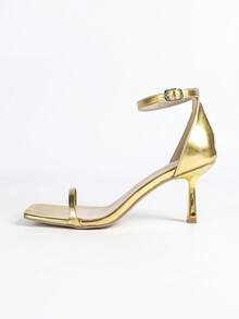 Damen modische elegante Sandalen mit goldfarbigem PU-Riemen, quadratischer Zehenpartie, Knöchelriemen und Stilettoabsatz. Charmante, luxuriöse, metallisch glänzende High Heels für Partys, Hochzeiten und Outdoor-Events, Kittenheel - Gold - Übersicht 6