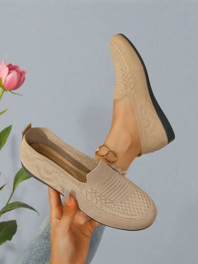 全新女士时尚纯色简约加大码透气圆头平底鞋，舒适轻便百搭女士玛丽珍休闲平底鞋