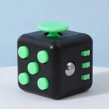 1 pieza Nuevo cubo mágico de descompresión cuadrado de 3,3 cm de 2025, juguete antiestrés, regalo de cumpleaños, regalo de Navidad, regalo de vacaciones, regalo perfecto - Multicolor - Ver 3