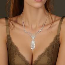 1 件时尚优雅水晶领结项链，新娘婚礼珠宝配饰