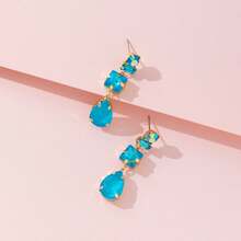 زوج من أقراط قلادة قطرة المياه المرصعة بالأحجار الكريمة الملونة والمطلية بالذهب على الطراز الأوروبي والأمريكي الفاخر، مناسبة للحفلات والموضة والتصوير الشارعي، مصنوعة يدويًا بأشكال وألوان وأنماط متنوعة