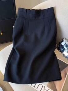 Chân váy dáng lửng thiết kế tối giản, chân váy bút chì ôm dáng cạp cao, thích hợp cho mùa xuân. - Màu xanh hải quân - Xem 1
