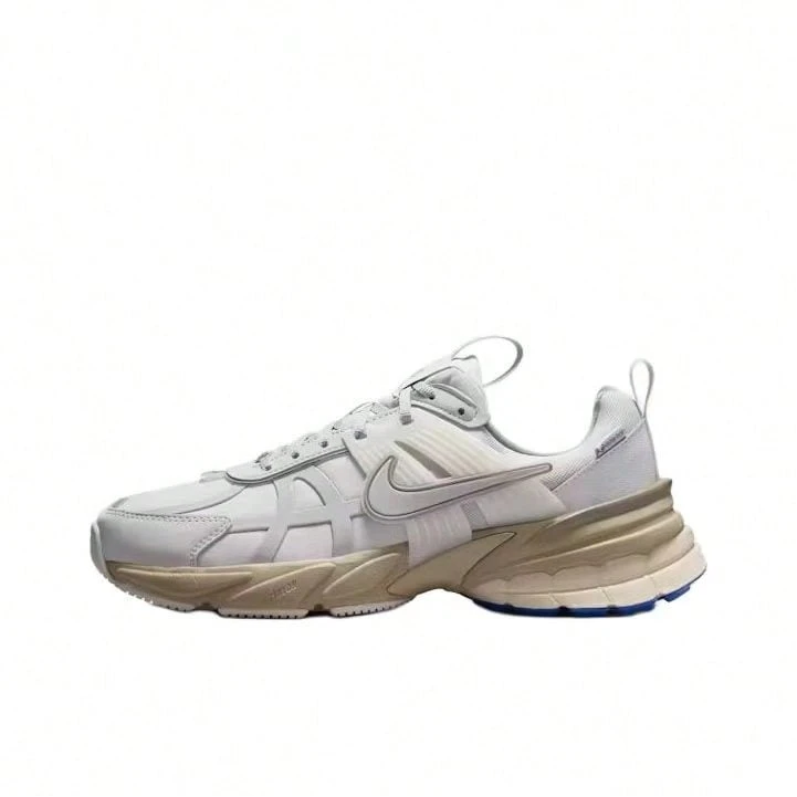 Nike V2K Run GTX 女款舒适、多功能、防滑、耐穿、透气低帮跑鞋，浅灰色 - 淺灰色 - 查看 1