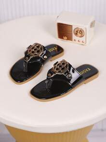 Children Fashion Outdoor Sandals Summer Square Toe Flat Shoes Strap Sandals New Style Girls Shoes Stylish Beach Slippers - Black - View 4