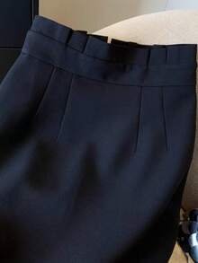 Chân váy dáng lửng thiết kế tối giản, chân váy bút chì ôm dáng cạp cao, thích hợp cho mùa xuân. - Màu xanh hải quân - Xem 3