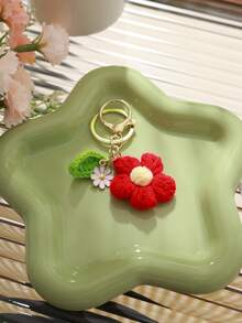 1pc Handmade Delicate Cream Puff, Green Leaf Keychain, Key Chain, Key Ring, Unisex Gift, Christmas Decoration, Christmas Gift, Gift For Friends, Gift For Mom, Teacher Gift, Men's Car Accessories, Bag Pendant