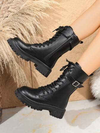秋冬朋克风系带侧拉链女靴，配皮带扣，百搭踝靴