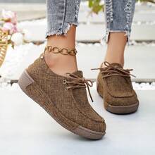 Novos Sapatos de Lona Plus Size da Coleção Outono 2025, Mocassins Casuais Plataforma Slip-On de Cor Sólida para Mulheres
